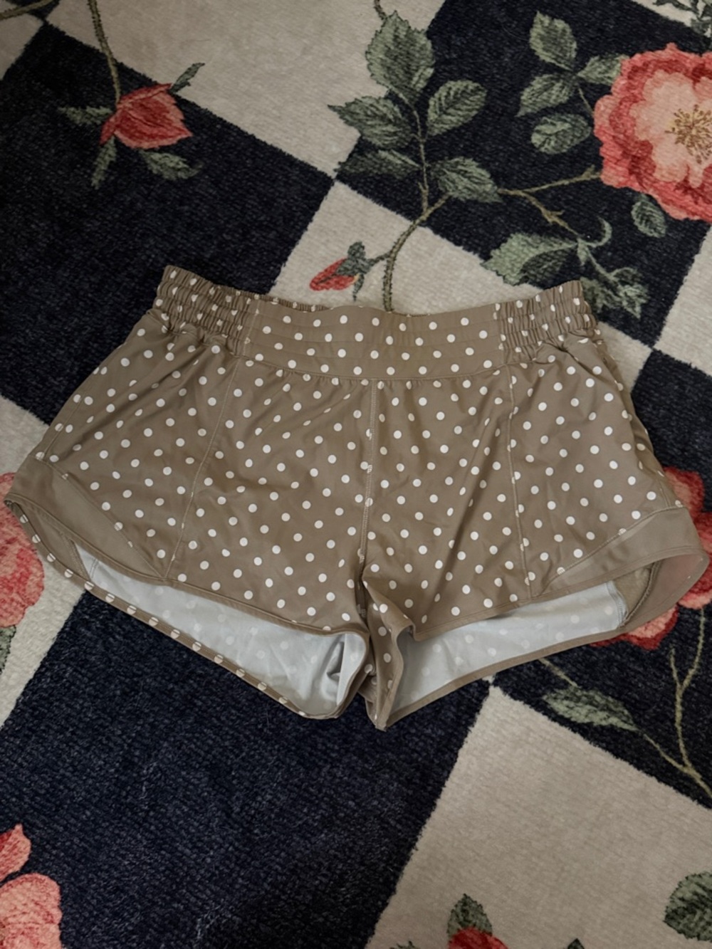 Polka Dot Active Shorts - Taupe